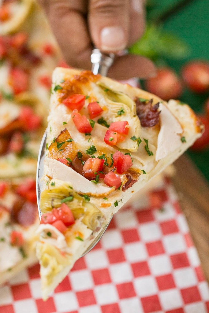 Turkey Alfredo Pizza Dinner at the Zoo