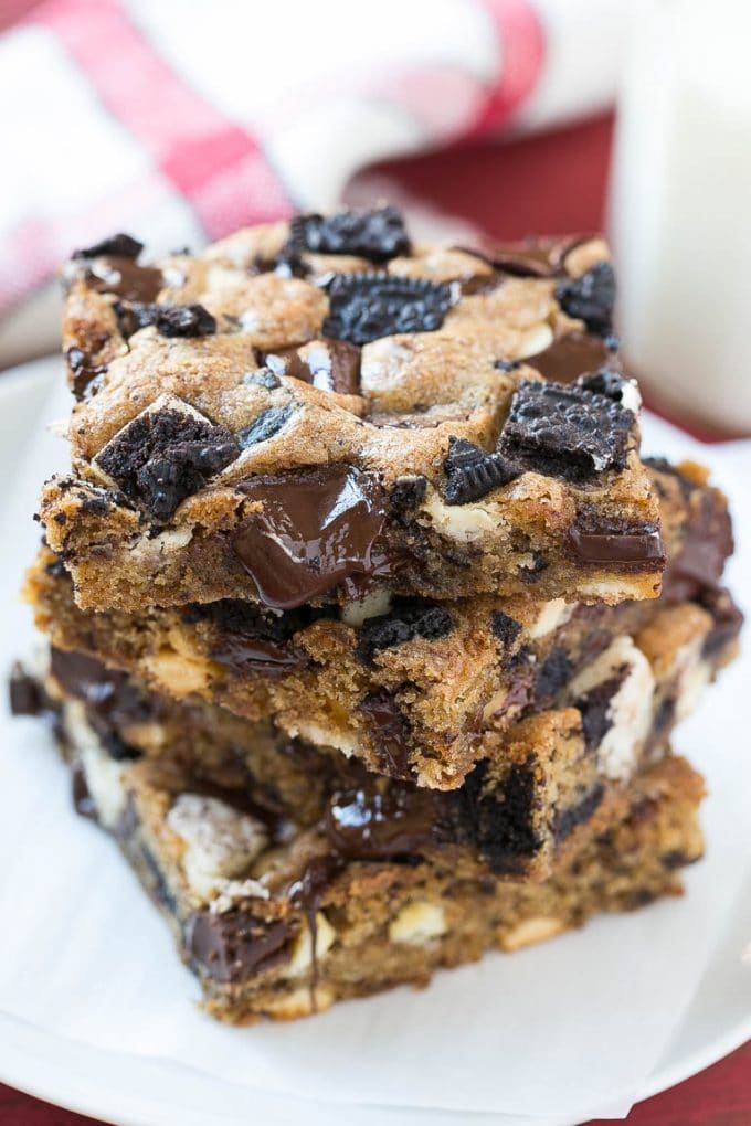 A stack of Oreo bars filled with Oreo cookies and chocolate chunks.