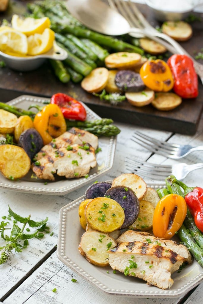 Thank you so much for including my quick weeknight chicken penne alfredo and chicken & spinach enchiladas! Chicken Dinner Ideas - One Dish Grilled Chicken Dinner - Dinner at the Zoo