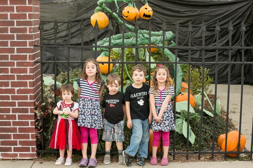 The most epic handmade Halloween display, hundreds of people come to see it every year!