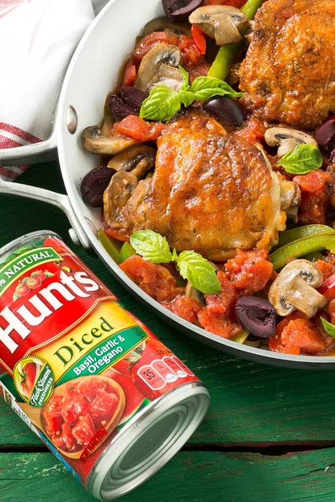 This recipe for one pot Italian chicken cacciatore is a classic dish made with braised chicken and an assortment of vegetables, all cooked together in a flavorful tomato sauce for an easy dinner with less dishes at the end. #YesYouCAN ad