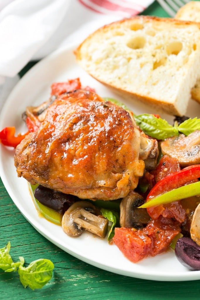 This recipe for one pot Italian chicken cacciatore is a classic dish made with braised chicken and an assortment of vegetables, all cooked together in a flavorful tomato sauce for an easy dinner with less dishes at the end. #YesYouCAN ad