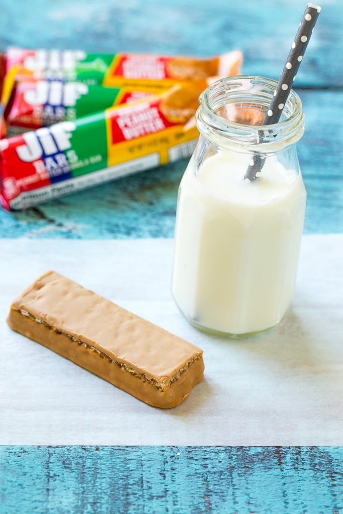 Is breakfast time boring at your house? Snacks the same old thing every day? I've brought some new creativity into meal and snack time with ideas that are both mom and kid approved! #peanutbutterhappy #ad