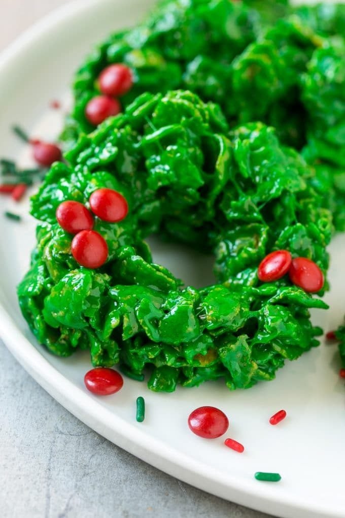 Red and green no bake Christmas wreath cookies.