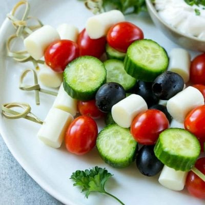 These string cheese kid kabobs are a great way to get your little ones to eat veggies! #ad