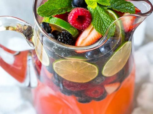 Champagne Punch With Berries Dinner At The Zoo