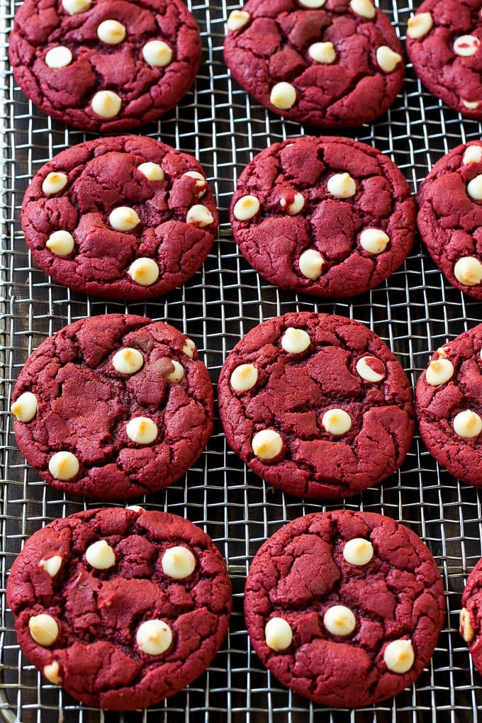 Baked cookies on a wire cooling rack.