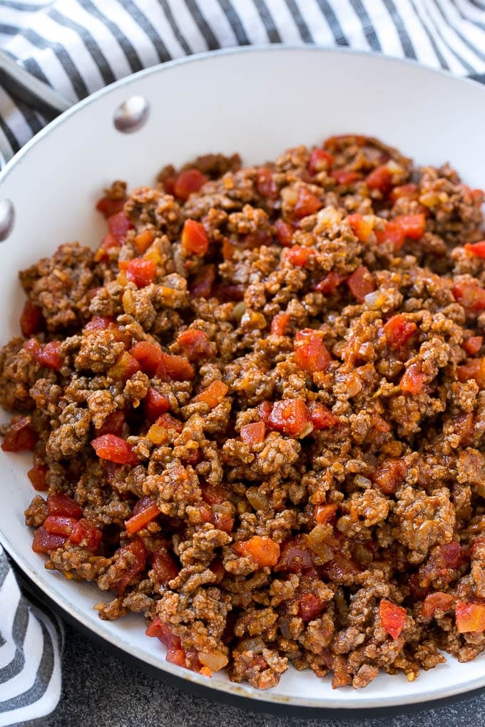 Ground beef and tomatoes form the filling for taco cups.