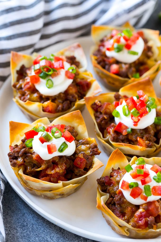 Taco Cups with Beef and Cheese - Dinner at the Zoo