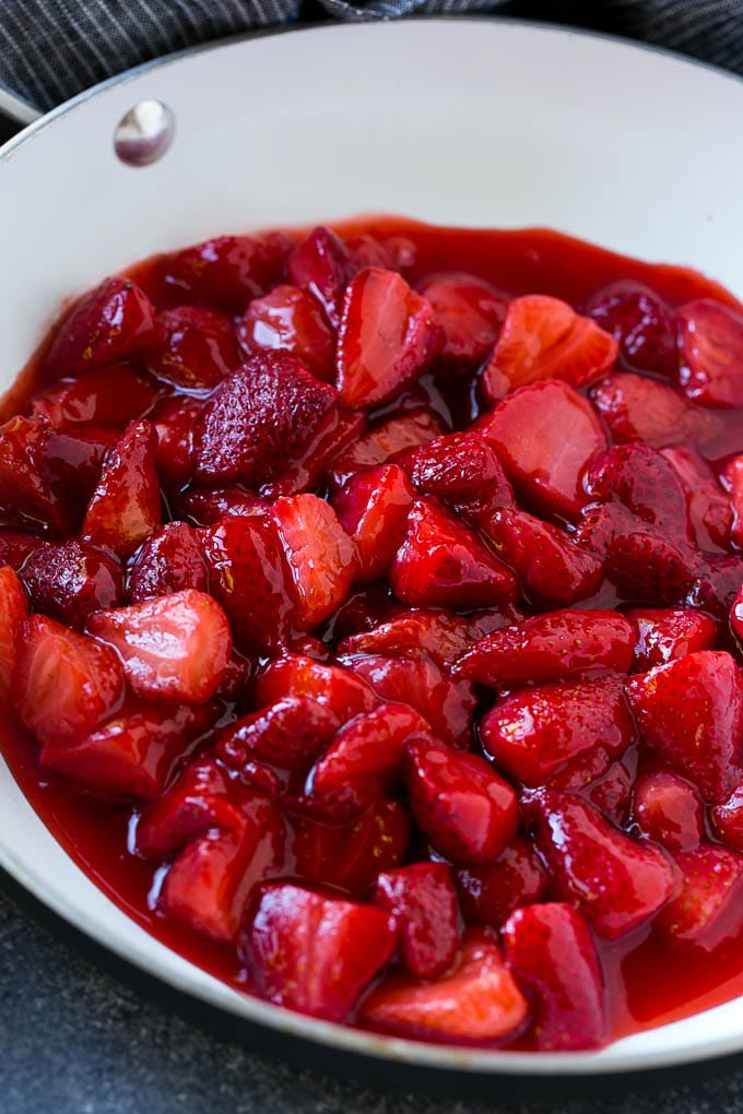 A pan of fresh strawberry sauce.