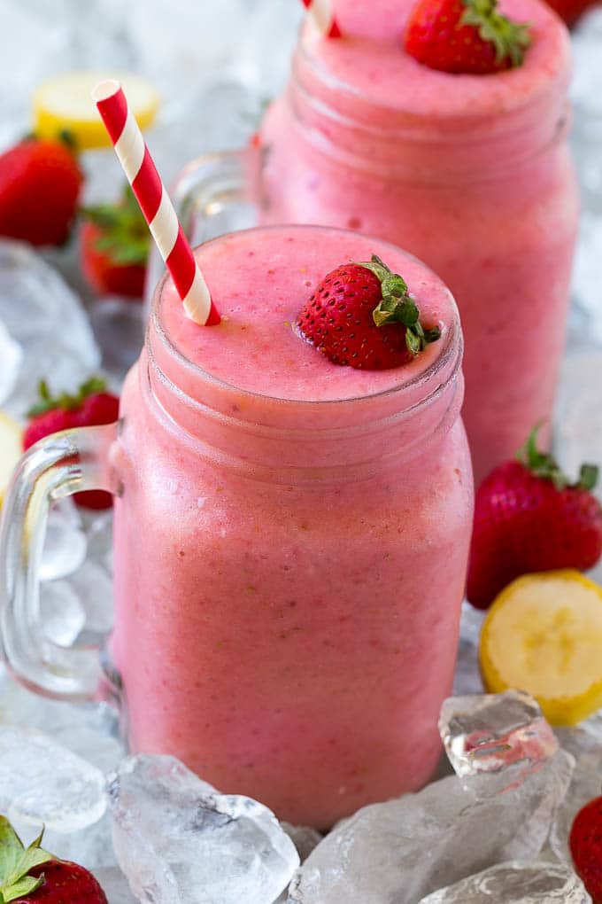 Strawberry Banana Smoothie - Dinner at the Zoo