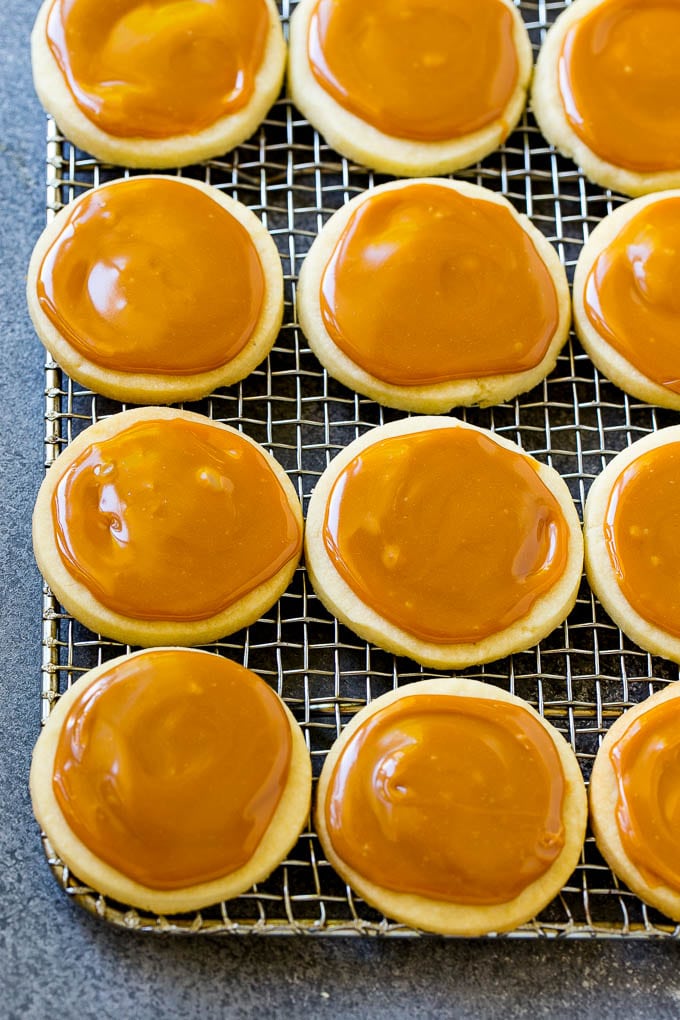 Shortbread cookies topped with caramel.