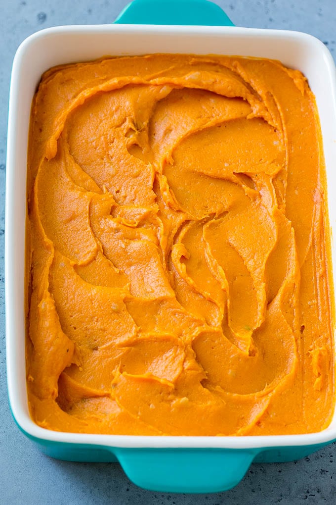 A pan of mashed sweet potatoes.