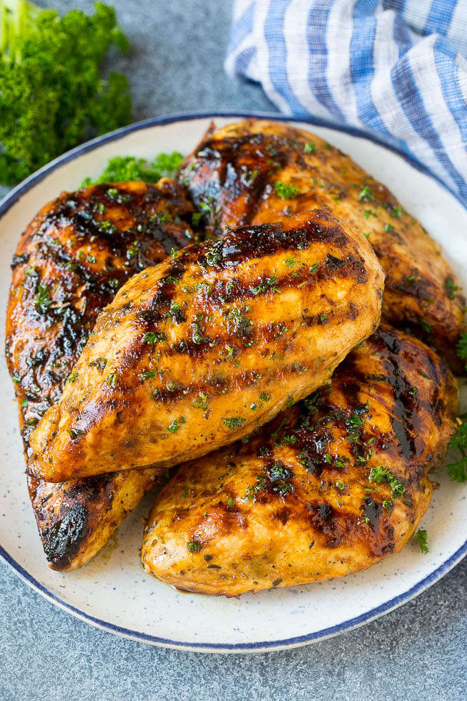 Best Grilled Chicken Breast Recipe Marinade : Grilled Chicken Breasts ...