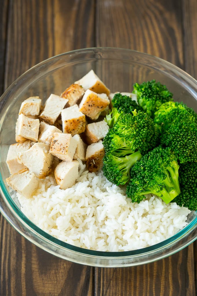 Chicken, broccoli and rice in a mixing bowl.