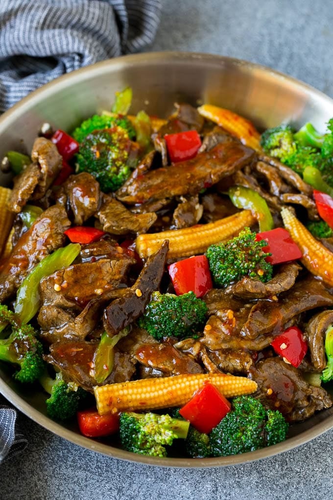 Hunan beef with vegetables in a spicy sauce.