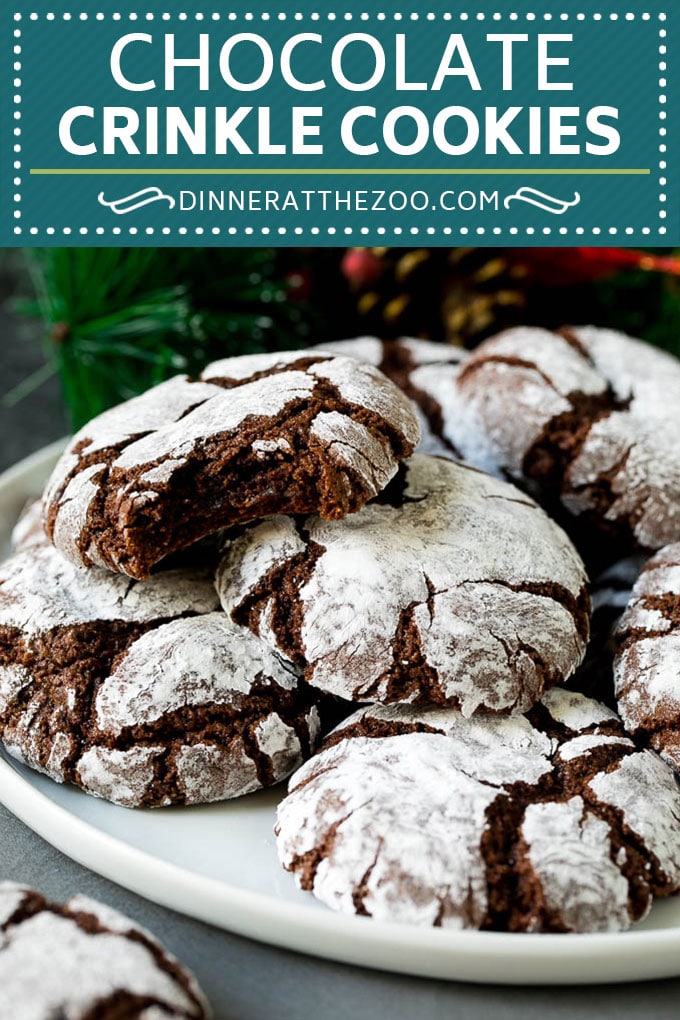 Chocolate Crinkle Cookies Recipe #cookies #chocolate #christmas #dessert #baking #dinneratthezoo