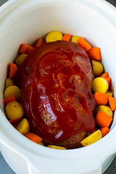 Crockpot Meatloaf with Vegetables - Dinner at the Zoo