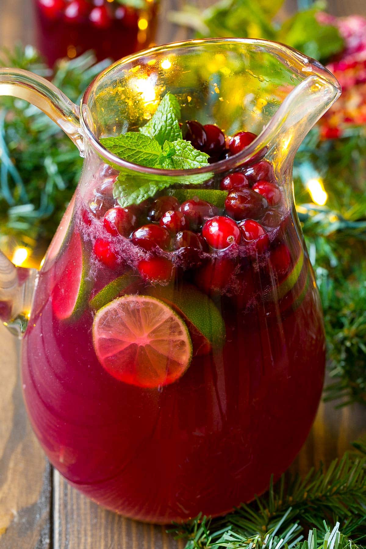 Christmas Punch Recipe - Delicious Table