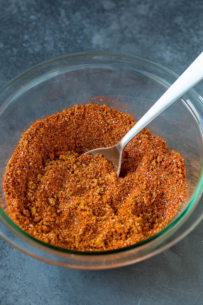 Sugar, salt and spices mixed together in a bowl.
