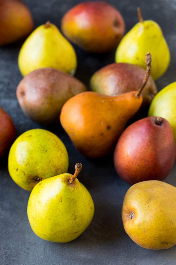 Assorted whole pears.