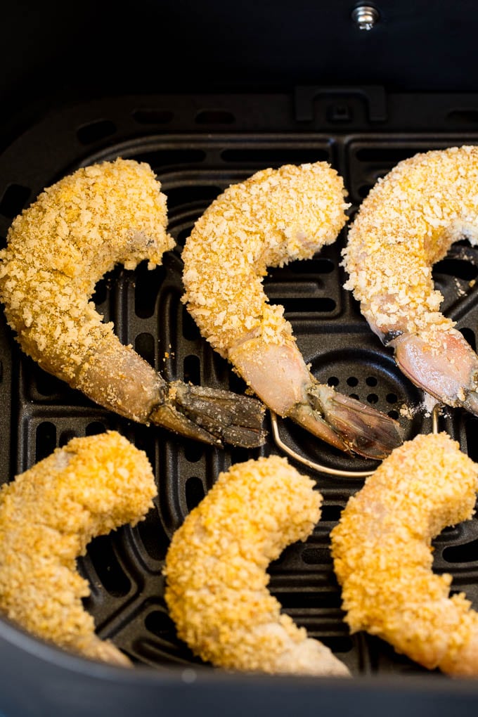 Breaded shrimp ready to be cooked.