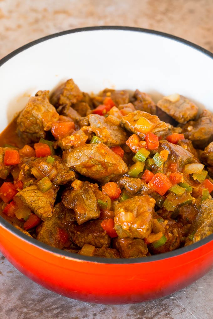 Beef chunks with tomatoes, peppers and onions.