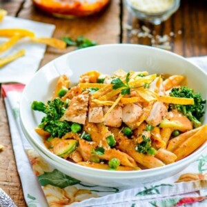 An image of spicy chicken chipotle cream sauce pasta in a bowl.