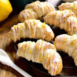 An image of a few lemon cheesecake crescent rolls.