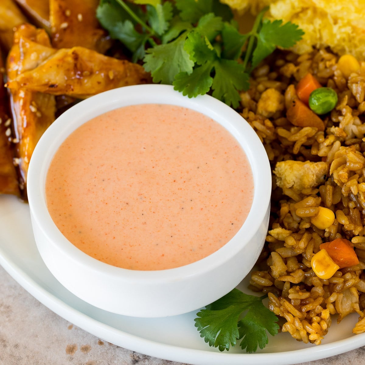 yum-yum-sauce-final-square-2.jpg